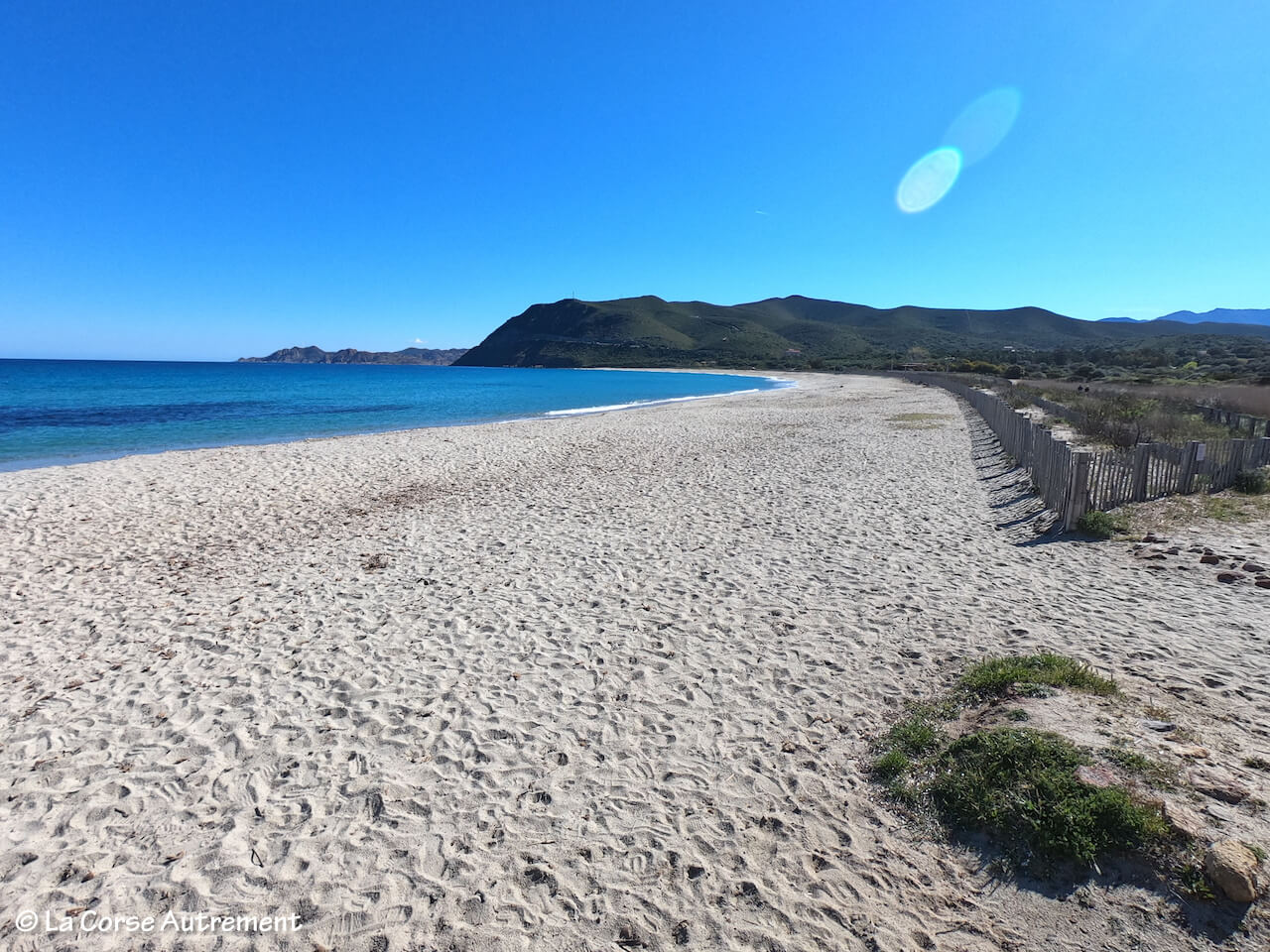 La plage de Lozari en Corse