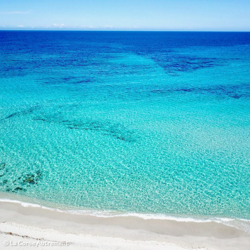 La plage de Ghjunchitu en Corse