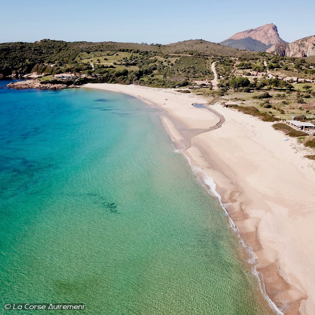 La plage d'Arone en Corse